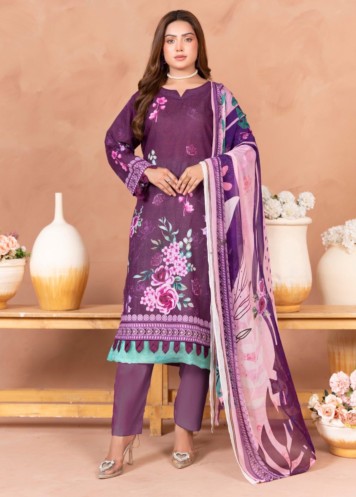 Aura Chamki Digital Printed 3PC Wholesale lawn suits