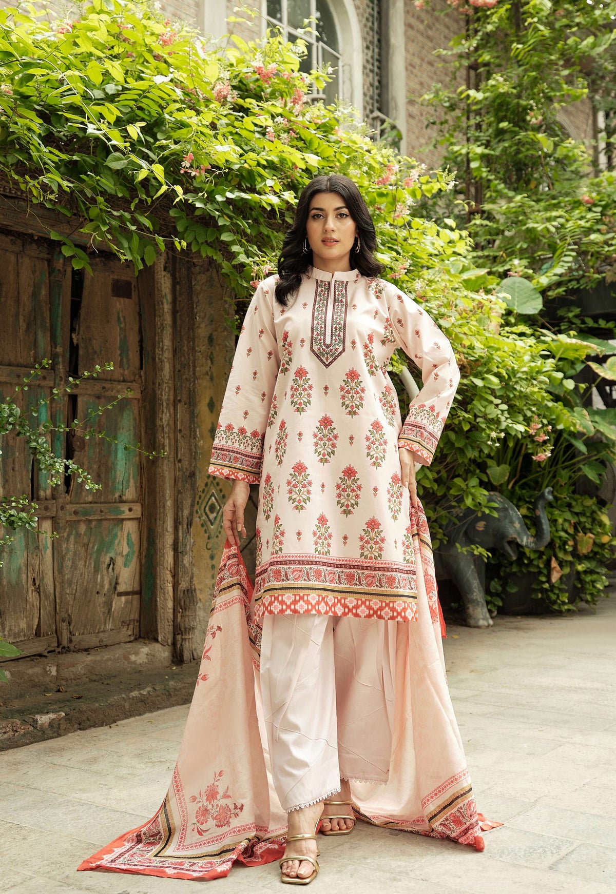 Desire by Motifz Printed Airjet Lawn 3 Piece – Wholesale Suits