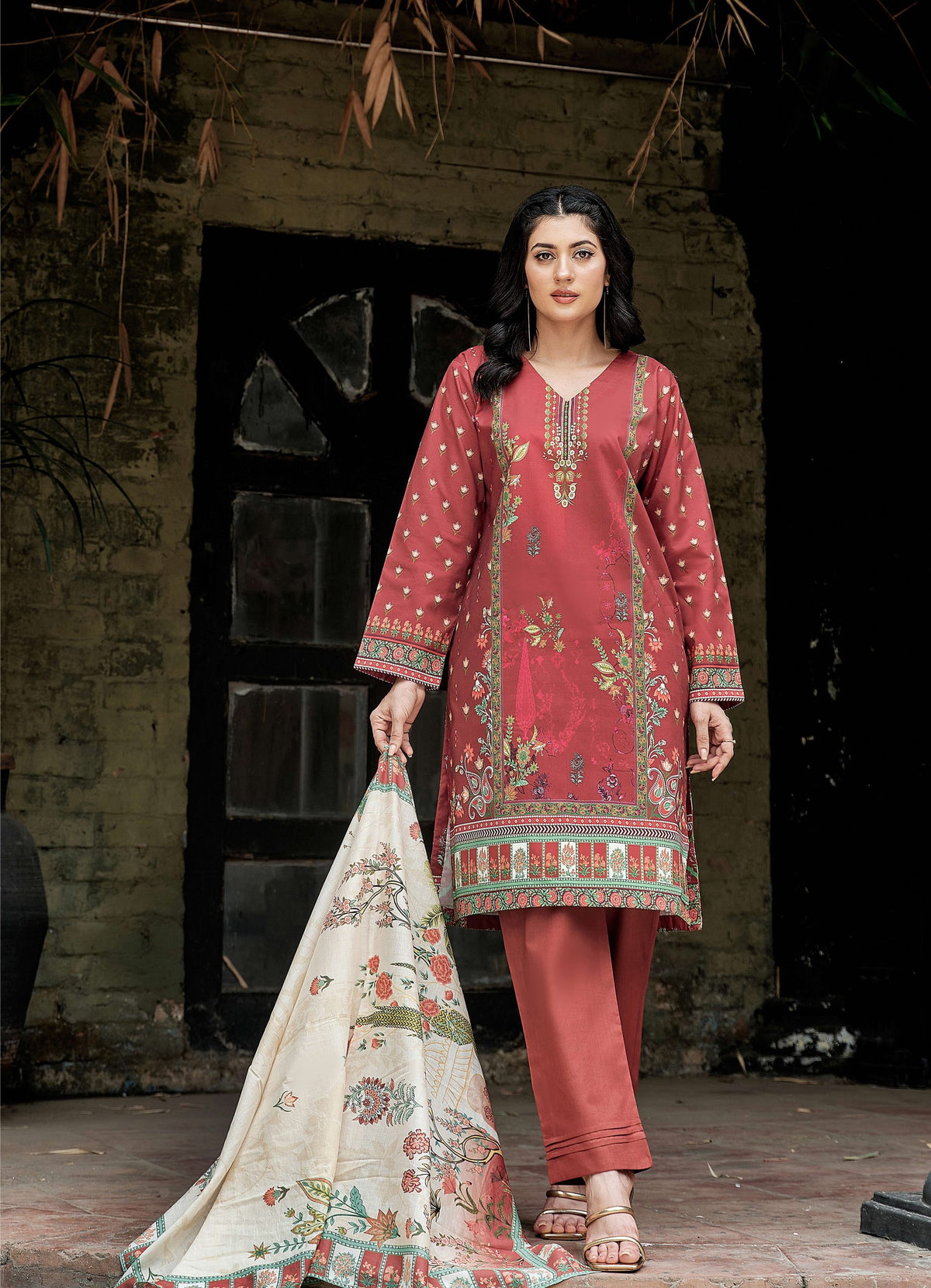 Desire by Motifz Printed Airjet Lawn 3 Piece – Wholesale Suits