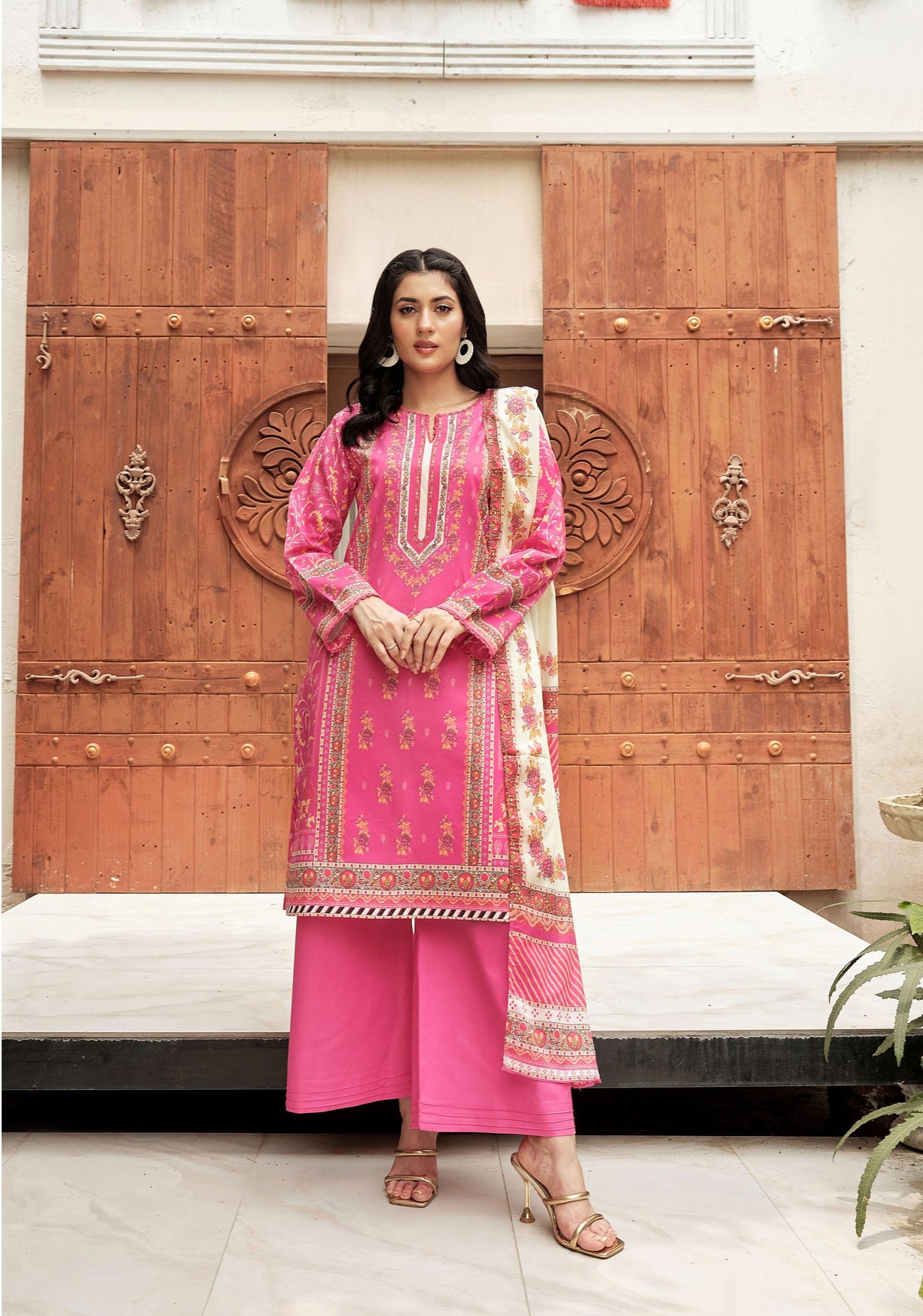 Desire by Motifz Printed Airjet Lawn 3 Piece – Wholesale Suits