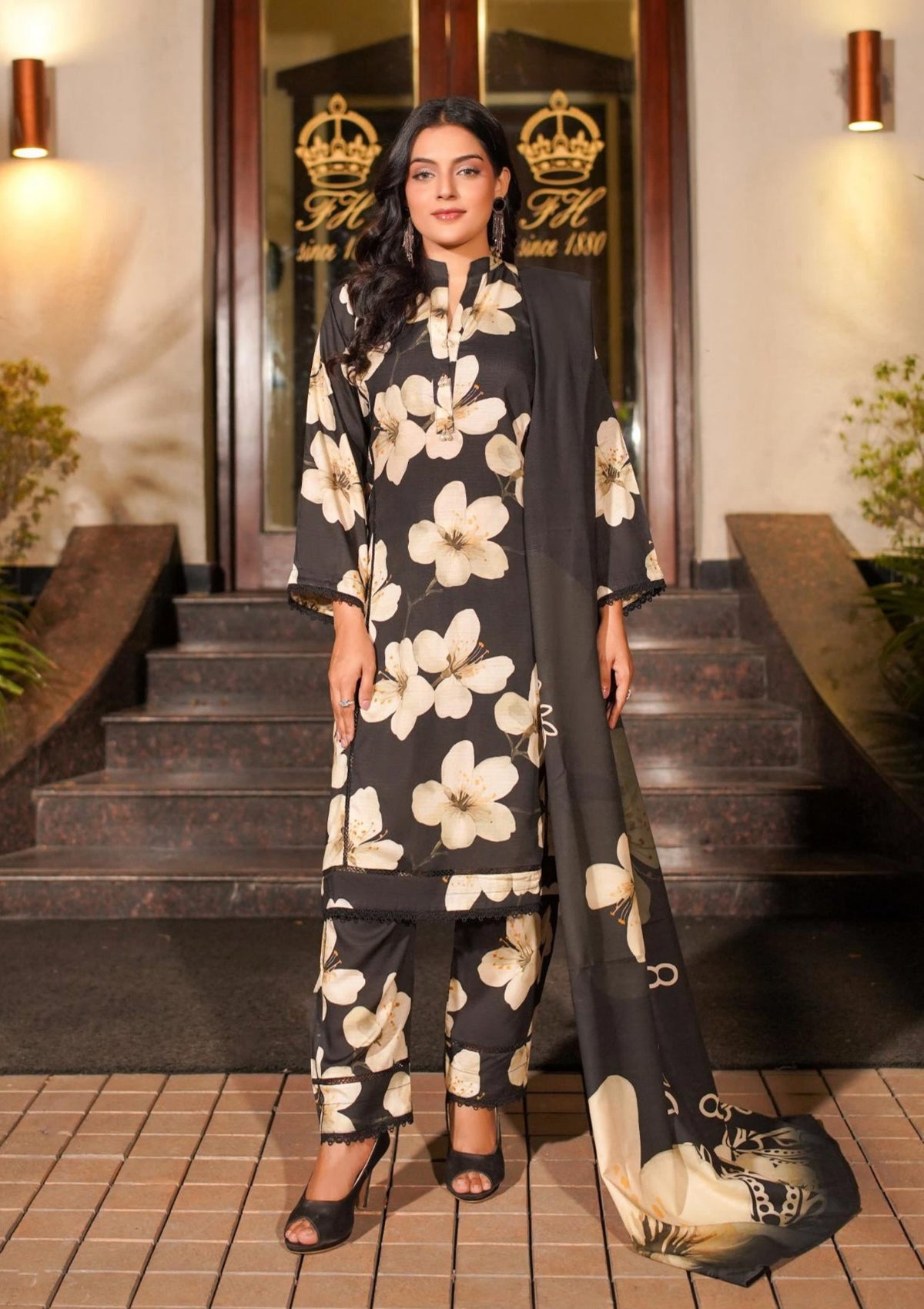 Original LALA Elegant Doriya 3PC Winter Airjet – Unstitched Printed Suits