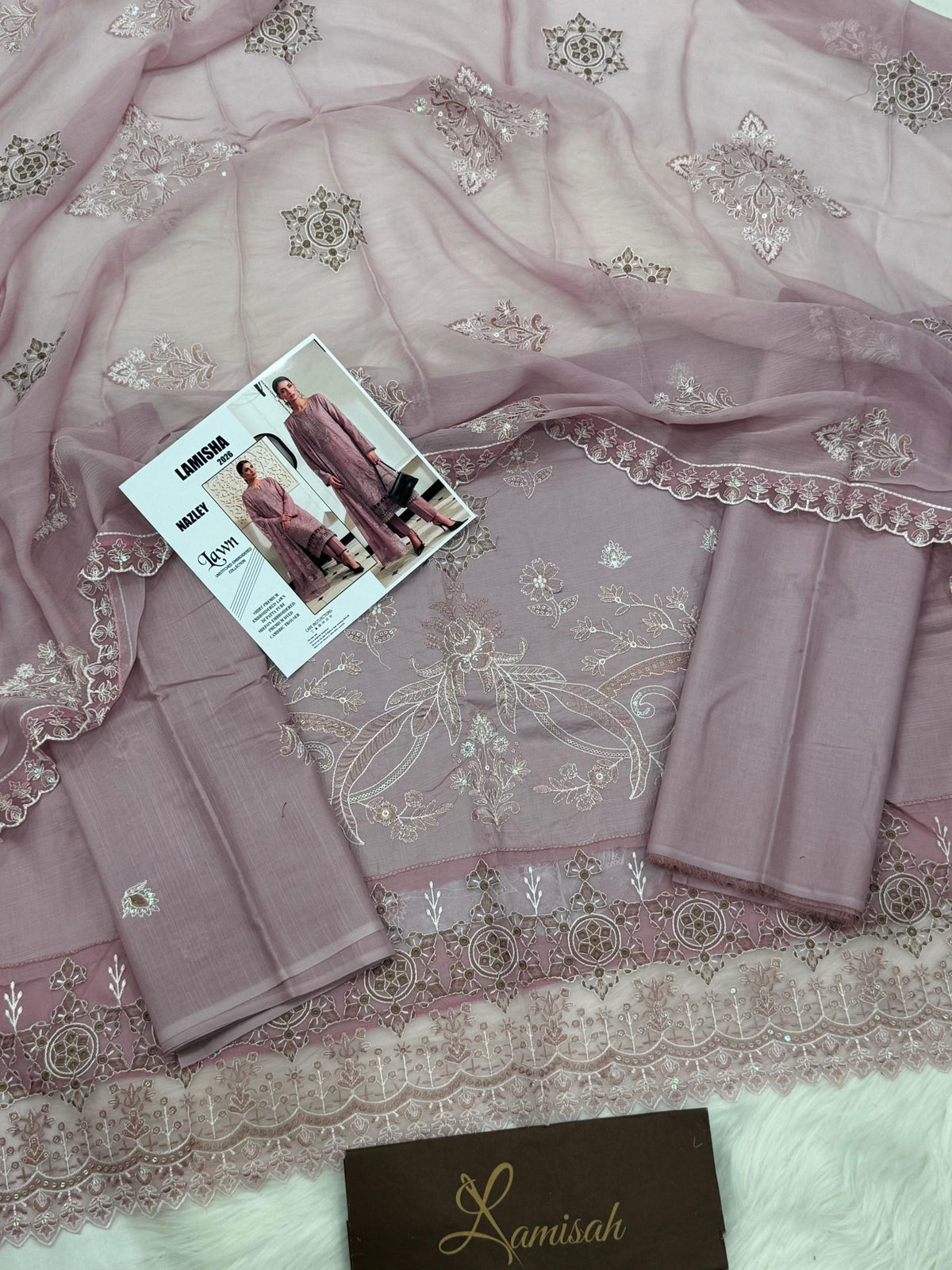 Nazley by Lamisha Lux Emb Lawn 3PC – Wholesale Suits