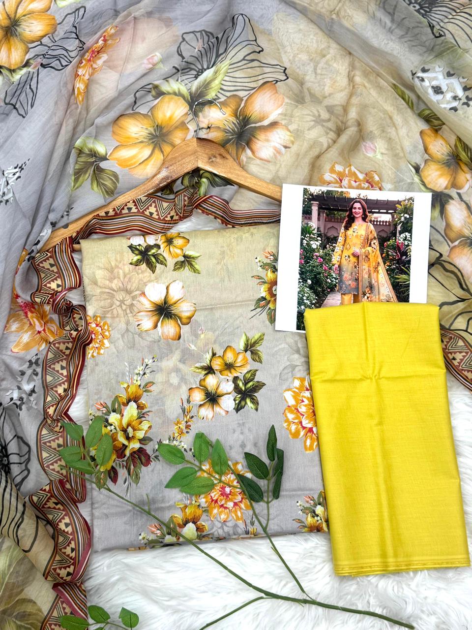Sassi by Latif Arts Fine Lawn 3PC – Bambar Dupatta | Wholesale Suits