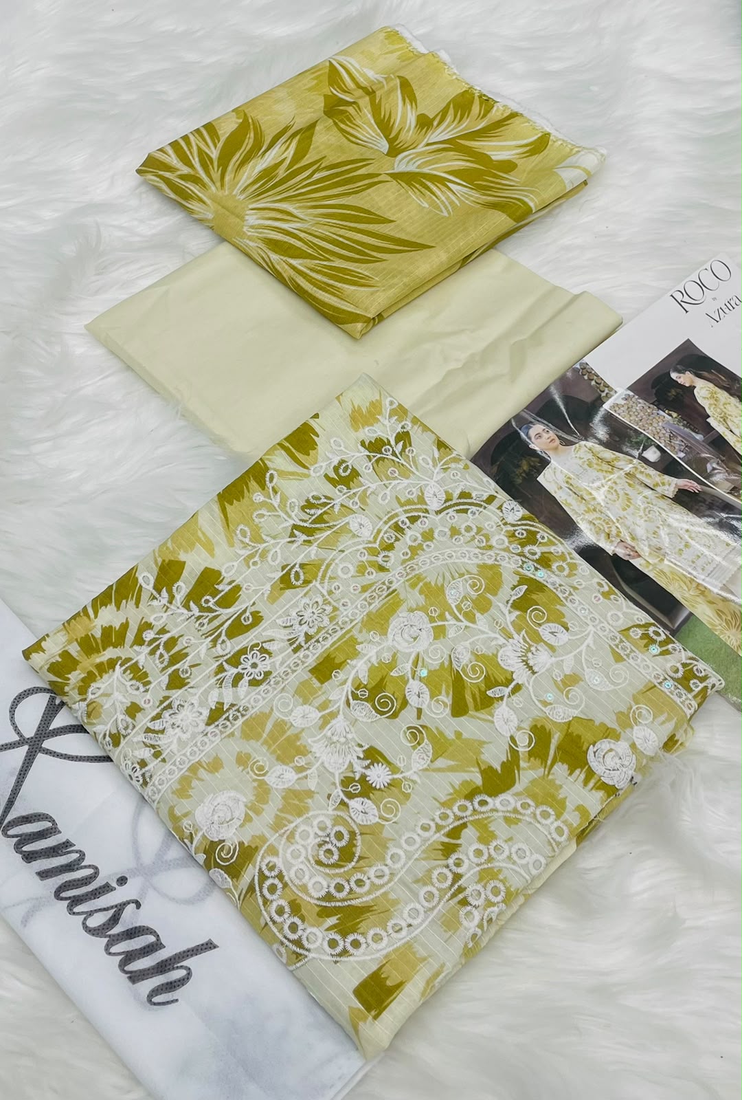 Roco Azura Embroidered 3PC Lawn – Wholesale Suits