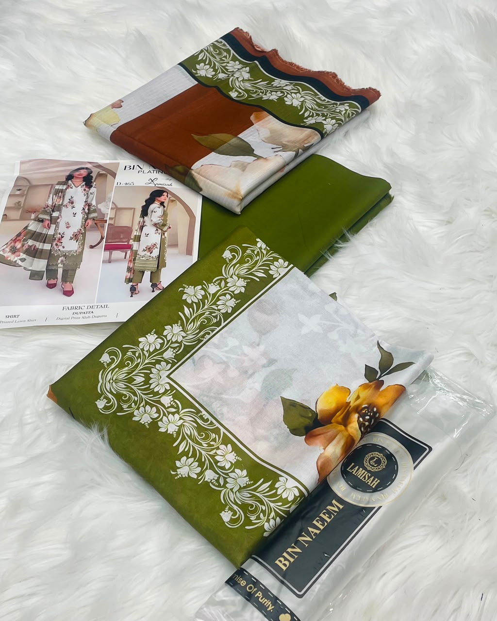 Bin Naeem White Rose 3PC Printed Lawn – Wholesale Suits
